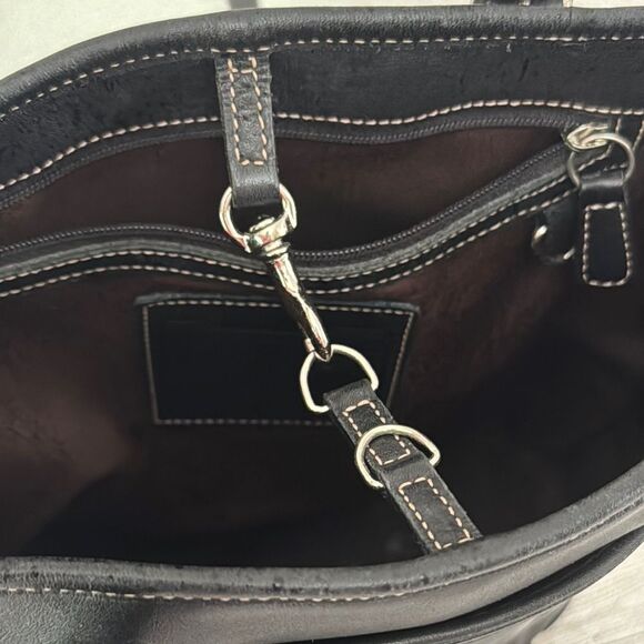 Coach Vintage Hampton Legacy Black Leatherware Tote - Picture 13 of 15